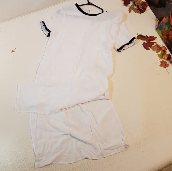 Forever21 White and Black LongTunic - Picture 3 of 5